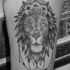 Kaddy_Löwenmandala-Guns_N_Ink-Felix_Koch