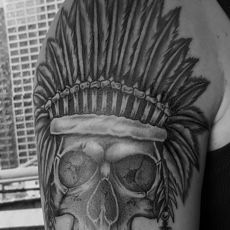 Angelo_Indianer-Skull_Guns-N-Ink_Felix-Koch