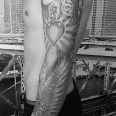 Chris_Kobiena-Sleeve-2-Guns_N_Ink-Felix_Koch