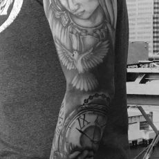 Patrick_Bauer-Sleeve-1-Guns_N_Ink-Felix_Koch
