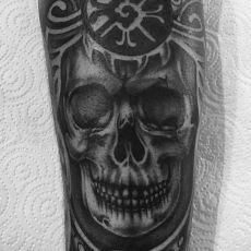 Wurri_Skull-Guns_N_Ink-Felix_Koch