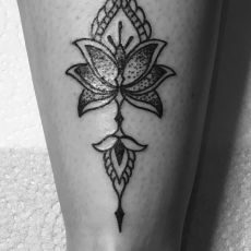 Alex_Mandala-Guns_N_Ink-Felix_Koch