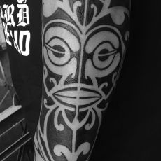 Gregor_Kobiena_Maori-Guns_N_Ink-Felix_Koch