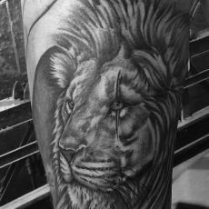 Markus_Lion_Guns_N_Ink-Felix_Koch
