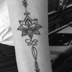 Dani_Mandala_Guns_N_Ink-Felix_Koch