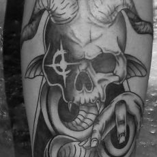 Danny_Skull-Guns_N_Ink-Felix_Koch
